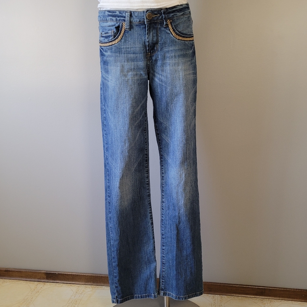 90s vintage straight leg jeans with rope embroidery 36 Inseam Tall